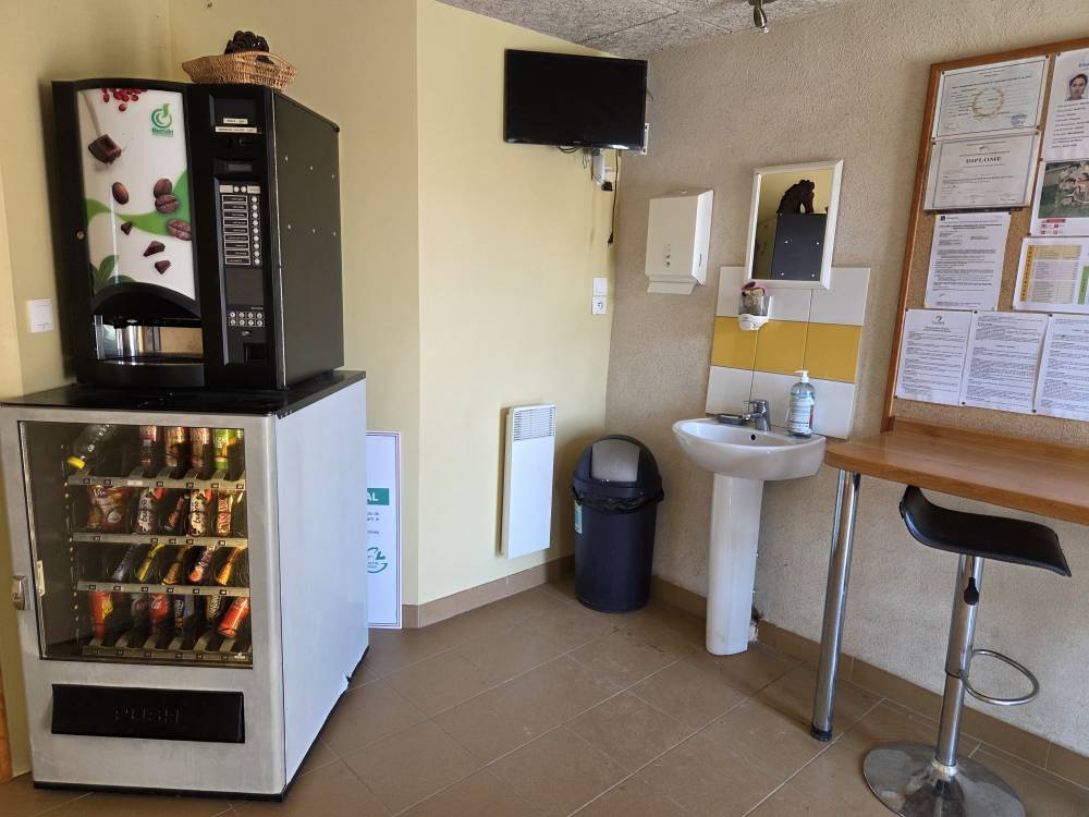 WhatsApp Image 2025-09-04 at 20.03.11 (3)